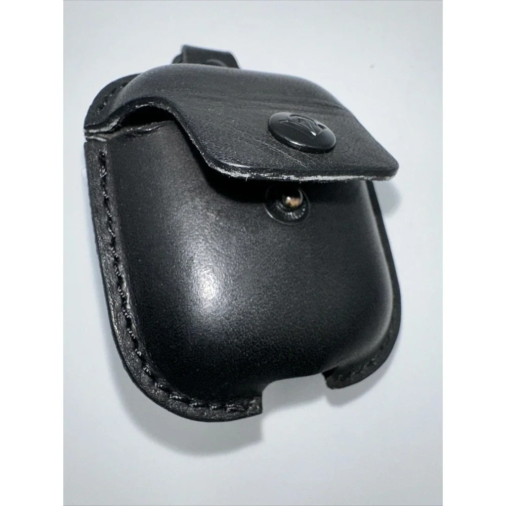 Twelve South AirSnap Leather Case Apple AirPods 2nd‎ Gen Black Swivel Clip 29-16